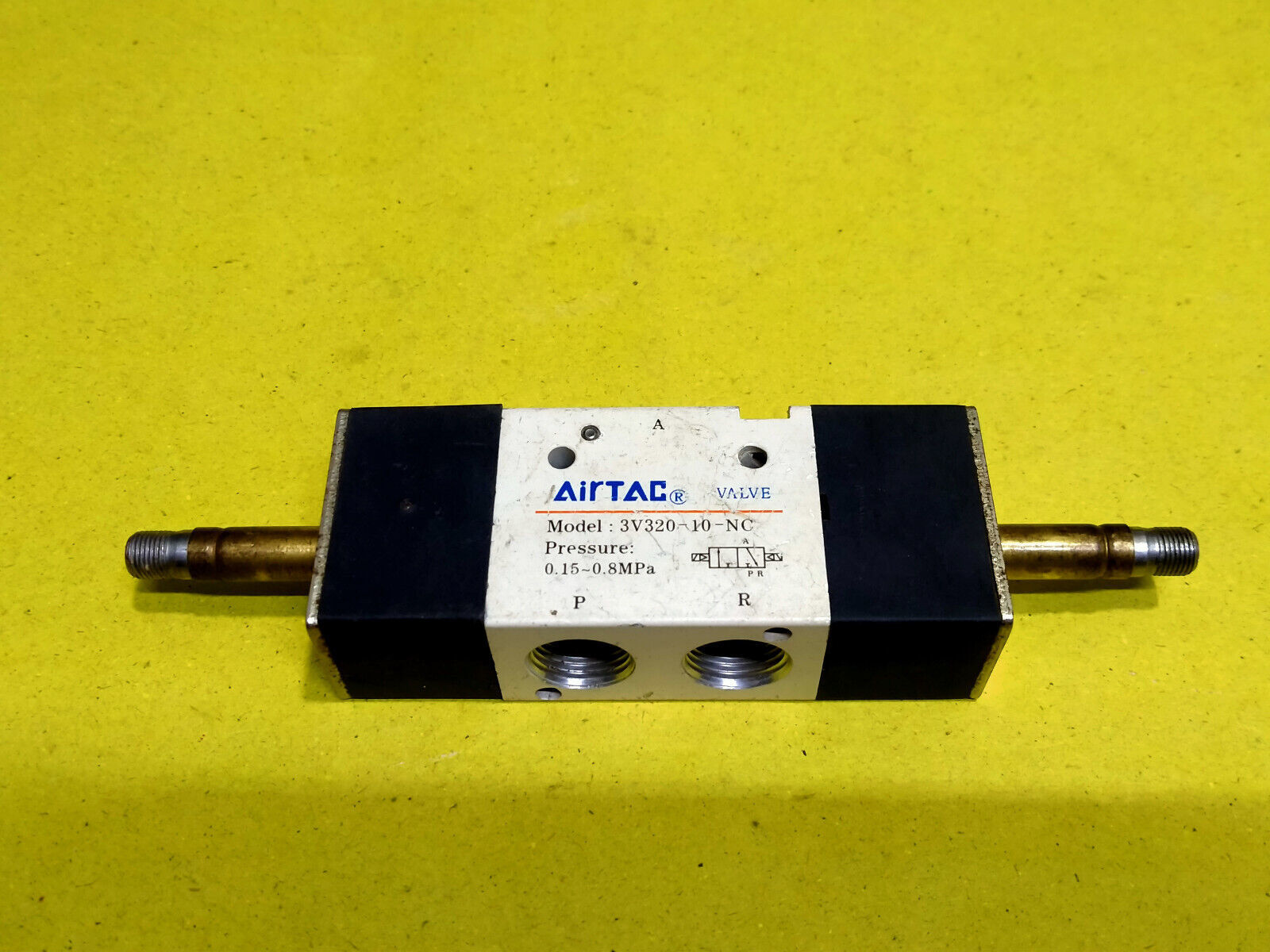AirTac 3V320-10-NC Solenoid Air Valve 3V32010NC - $40.17
