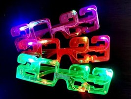 1Pr - Christmas New Year Digit 2023 LED Glasses Light Up Party Sunglasses - £10.31 GBP