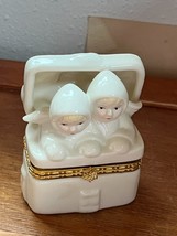Formalities by Baum Brothers Cream Porcelain Two Angels Trinket Box Christmas - £8.84 GBP