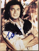 Engelbert Hand-Signed Autograph With Lifetime Guarantee - £59.76 GBP