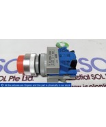 Idec Izumi 41-10650 Push Button Switch Orange Pilot Color AC125V 5A AC300V - $81.50 CAD