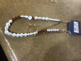 Universal thread pearl necklace - $9.50