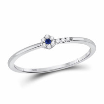 10kt White Gold Womens Round Blue Sapphire Diamond Stackable Band Ring 1/12 Cttw - £128.42 GBP