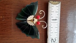 JADE AND CORAL Butterfly broach Vintage - $16.00