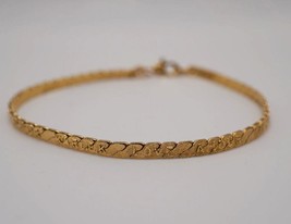 Monet Bracelet Love In Many Languages Signed Gold Tone Amore Love - £19.46 GBP