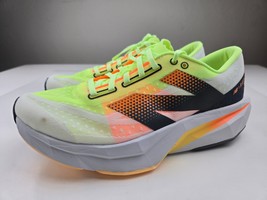New Balance Women&#39;s FuelCell Rebel V4 Running Shoe, size 8.5 - $2,044.48 MXN