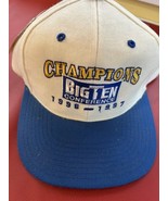 Lee sports New With Tag Vintage CHAMPIONS BIG TEN CONFERENCE 1996-1997 - $161.83 MXN