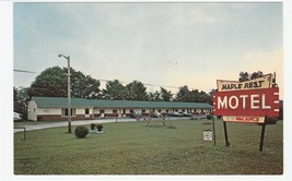 Vintage Postcard Maple Rest Motel St. Ignace Michigan Sign Exterior Swingset - £6.22 GBP