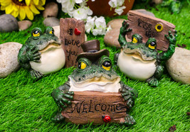 Ebros Set of 3 Green Toads Frogs Holding Welcome Kiss Me I Love U Signs ... - $28.99