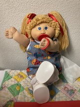 First Edition Vintage Cabbage Patch Kid Girl With Pacifier HTF Butterscotch Hair - £192.65 GBP