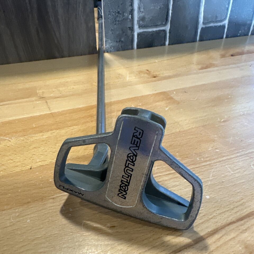 Maxifli Revolution Putter 35" - $19.79