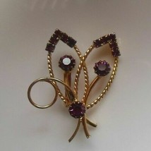 Vintage Gold-tone Prong Set Floral Amethyst Rhinestone Brooch - $32.18