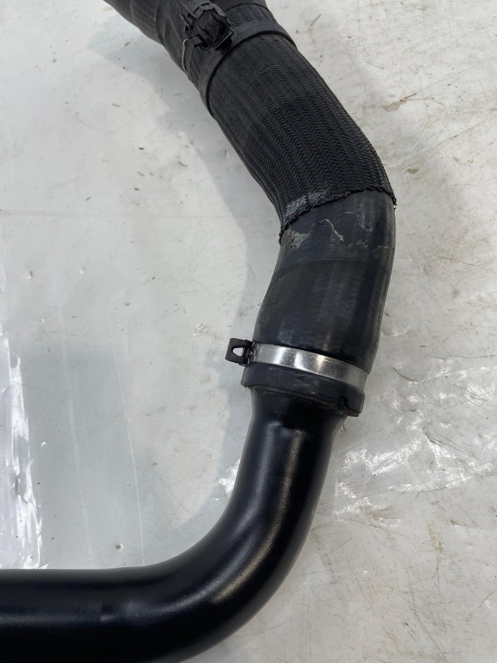 2014-2017 Maserati Quattroporte Turbo To Intercooler Pipe Hose RH OEM 670003621 Item image 4