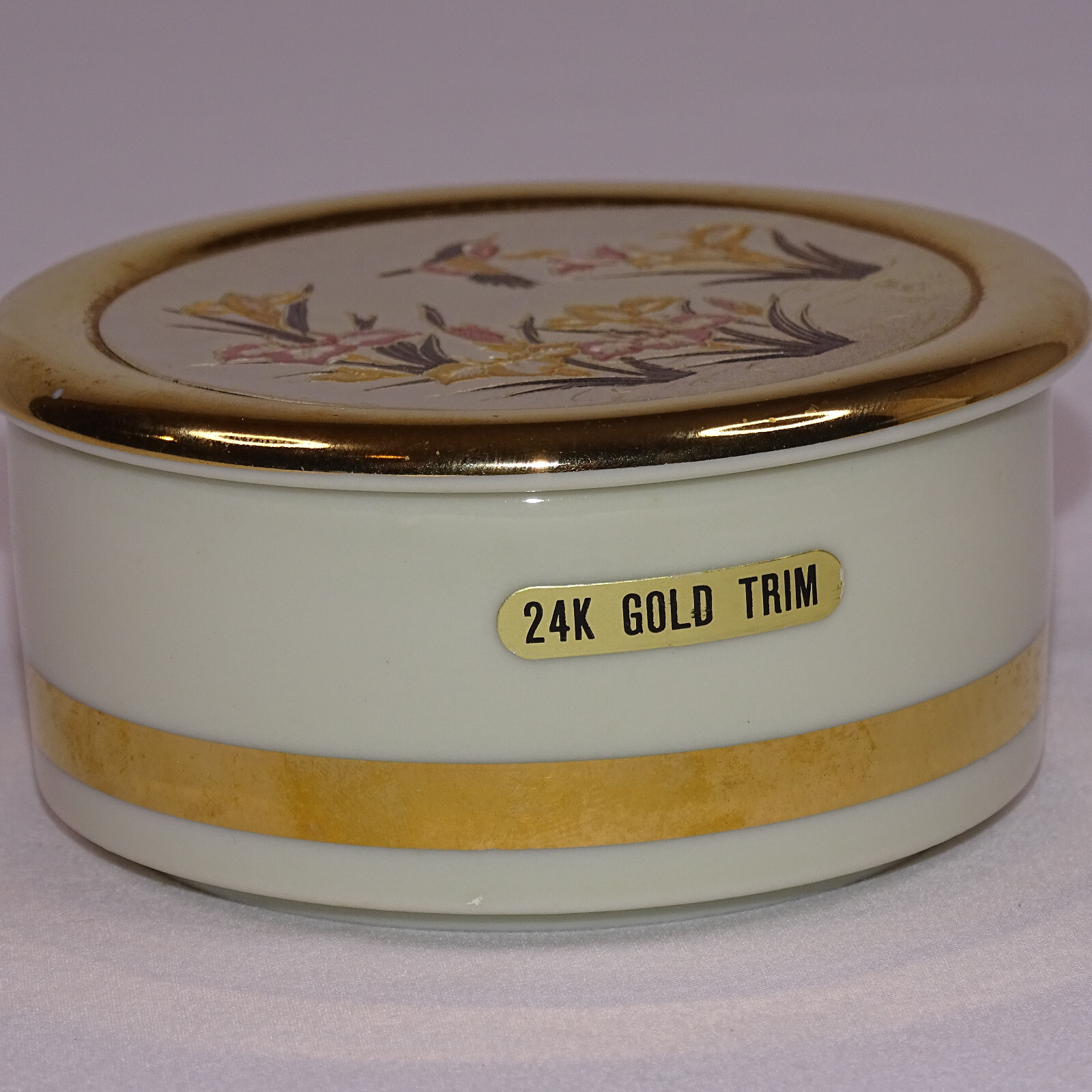The Art Of Chokin White And Gold Trinket Box 24k Gold Edged Floral w/Bir... - $13.54