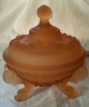 Vintage Westmoreland Glass Argonaut Yellow Mist Frosted Satin Shell Candy Dish - £55.94 GBP