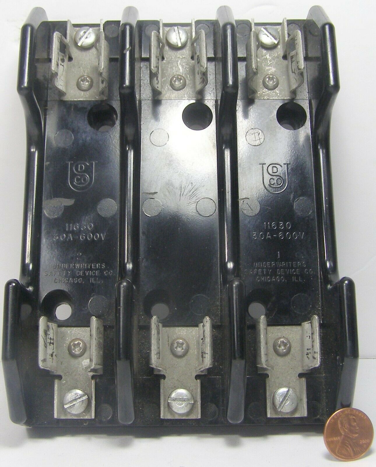 Underwriters Safety Device Co. 3 Fuse Holder/Block 11630 30a 600v 7x5x2&quot;... - $14.95