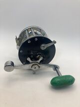 Penn Long Beach 65 Saltwater Baitcasting Fishing Reel Green Handle - $14.50