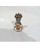 Solid Pewter Grapes w/Cork Wine Bottle Stopper w/Chain &amp; Ring by Chenco - £19.65 GBP