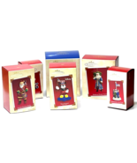 Vintage Lot of 6 Patriotic Hallmark Keepsake Christmas Ornaments Santa M... - €42,00 EUR