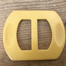 Vintage 30s 40s Mid Century Butterscotch Amber Bakelite Tested Carved Buckle 7cm - £47.17 GBP