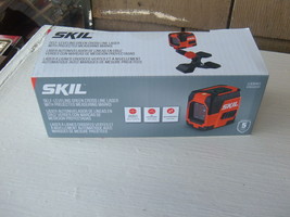 Skil LL932401 3.7 Volt self Leveling Green Cross line Laser New in the box. - £61.12 GBP