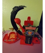 Disney Pixar Cars Lightning Fast Speedway Figure 8 Piston Cup Race Track... - $283.44 MXN
