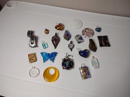 Lot Of Over 20 Glass Pendants Hearts, Butterfly, Colorful - £39.91 GBP
