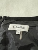 Calvin Klein Women's Black Rear Zip &Slit Pull-On Skirt Measured Waist 34" image 4