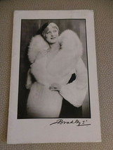 Vintage Bradley&#39;s of London Fur Catalog Models &amp; Illustrations 1929 VG+ - £121.79 GBP