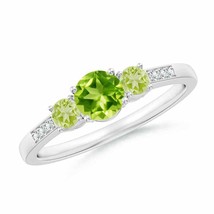 ANGARA Three Stone Round Peridot Ring with Diamond Accents for Women in 14K Gold - £602.10 GBP