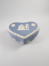 Beautiful Blue Wedgwood Jasperware Blue Heart Shape Trinket Box 1953 - £27.23 GBP