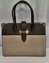 Women&#39;s Casual `Large Capacity Shoulder Bag - $780.49 MXN