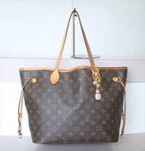 Louis Vuitton Neverfull Mm Monogram Tote Bag With Bag Charm No.1394 - £648.92 GBP