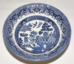 Vtg Royal Wessex Blue Willow 6&quot; Berry/Ice Cream Bowl Blue Transferware England - £4.71 GBP
