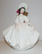 Beautiful Royal Doulton England HN2698 Sunday Best 7 5/8&quot; Lady Figurine - £69.63 GBP