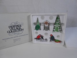 Dept 56 Heritage Village New England Winter Accessory Set #6532-3, Set of 5 - £18.68 GBP