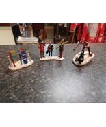 Lemax Holiday Village Accent Lot Of 3 Christmas Village Accessories Skii... - $564.31 MXN