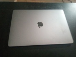 Mac Book Air A1932 EMC 3184 Apple Computer For Parts or Not Working - £155.37 GBP