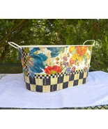 Handmade decoupaged Metal Planter - Flower basket Flower Market Paper - $846.50 MXN