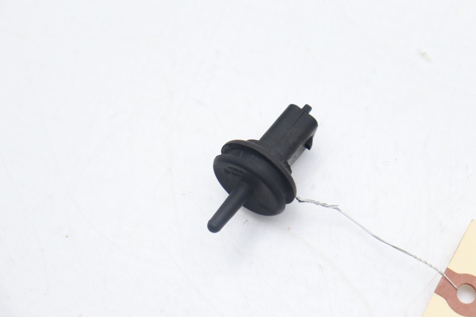 97-02 PORSCHE BOXSTER INTAKE MANIFOLD TEMPERATURE SENSOR E0799 - $35.16
