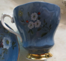 ROYAL Grafton Bone China Cup Teacup Saucer Blue Gold Trim Violets Flower - £14.48 GBP