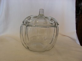 Vintage Clear Glass Pumpkin Cookie or Candy Jar With Lid 7.5&quot; Tall - £47.69 GBP