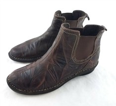 Clarks Bendables Brown Crinkle Leather Ankle Boots Booties Slip On Women... - $39.46