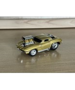 Muscle Machines Gold 1963 Chevrolet Corvette Collectible Toy Car - €8,47 EUR