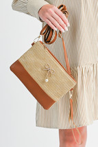 Beige Pearl Bow Decor Woven Patchwork Shoulder Bag - $202.65 MXN