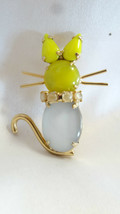 Vintage Jelly Belly Opal Yellow Beige Prong Set Rhinestones Cat Brooch Pin - £39.14 GBP