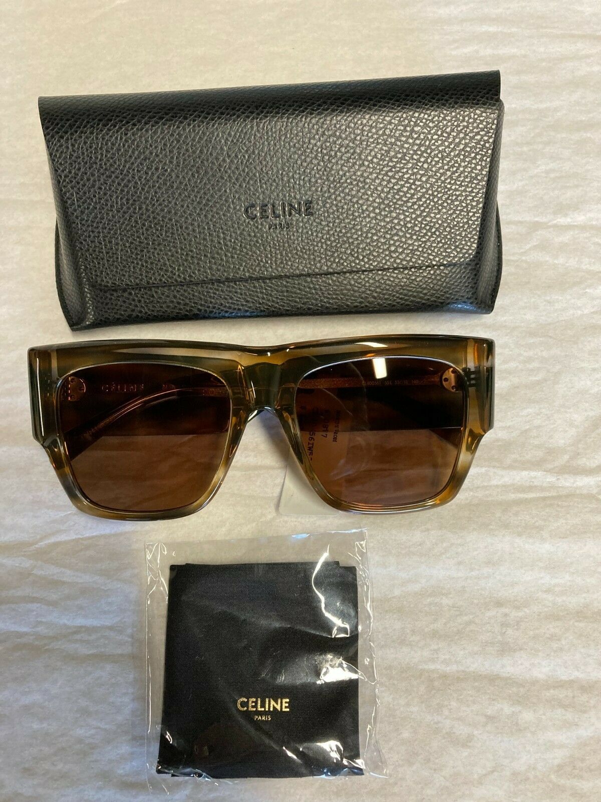 CELINE CL40056I 53MM Gradient Sunglasses Celine CELINE SUNGLASSES CL40056I 01B 53/18/140 Black Frame  main image 4