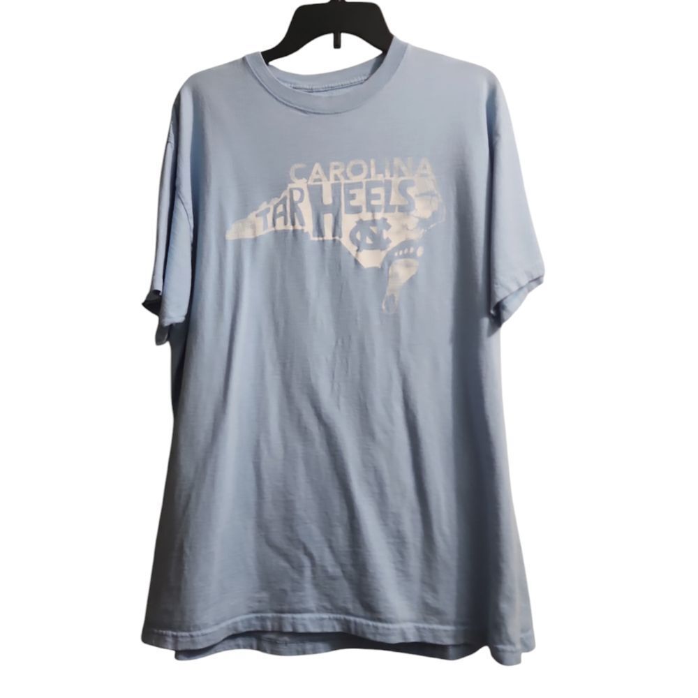 NCAA UNC Carolina Tar Heels State Outline Logo Light Blue T-Shirt - $8.81