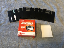 Staples 3.5&quot; Floppy Disks Diskettes IBM Formatted DS/HD 1.44MB Box of 9 - £7.78 GBP