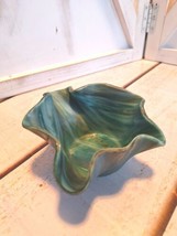 Vintage Blue/Green Pinched/Ruffled/Fluted Rim Art Glass Candy Dish/Trink... - $16.78